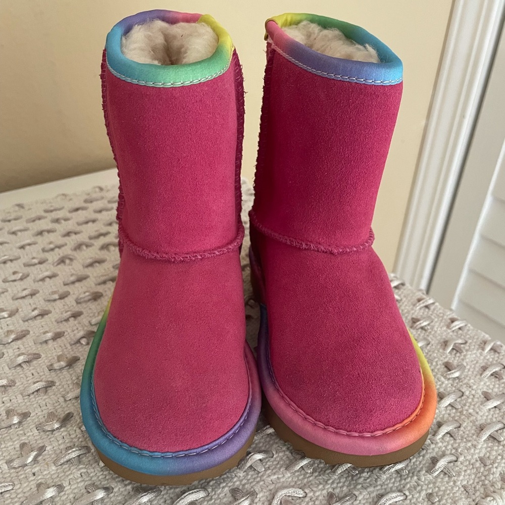 UGG GIRLS SHOES